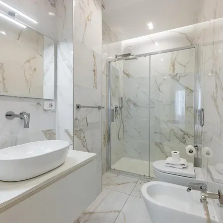 Apartament Doria 10 Next To Train Station *